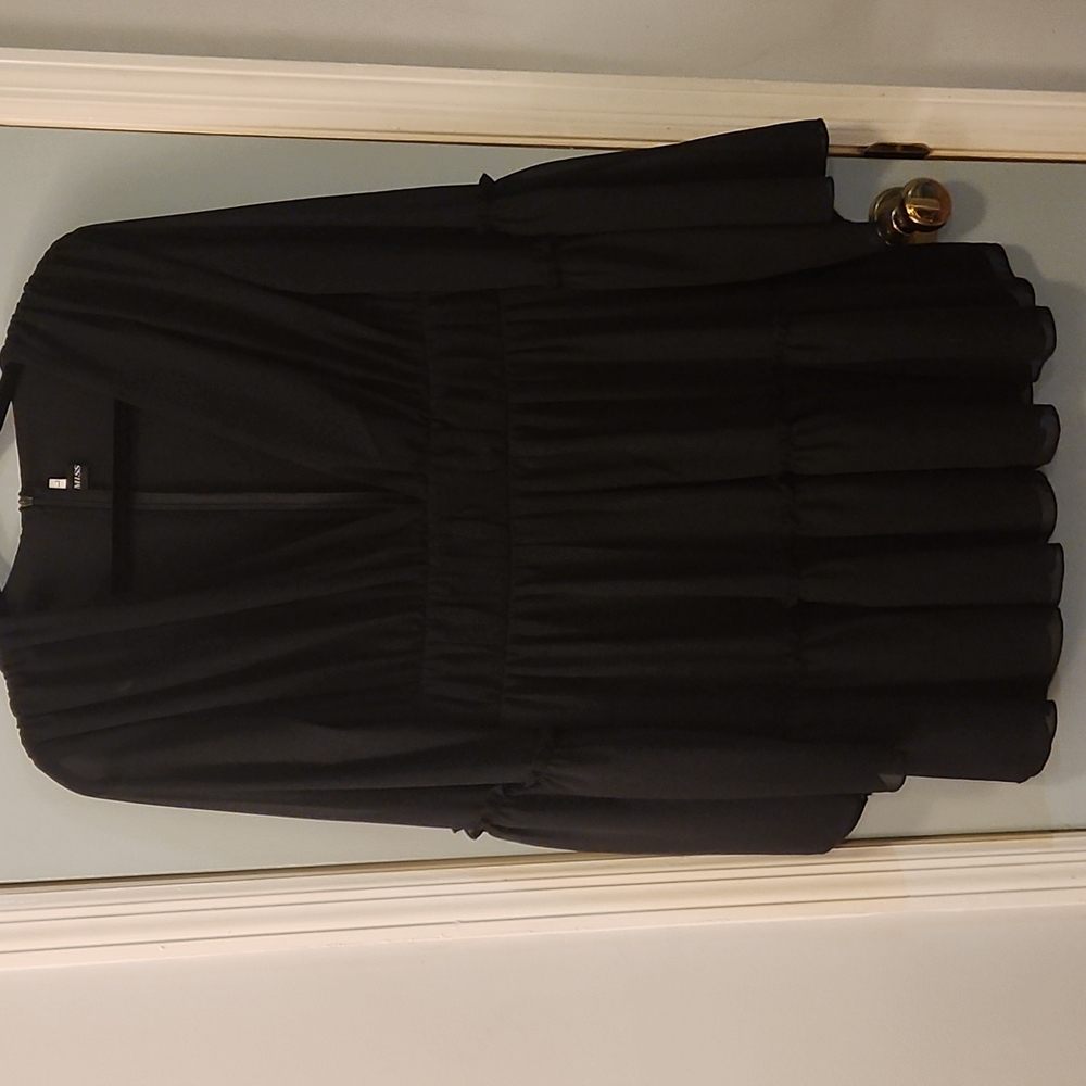Beautiful black ruffles dress, nwot.